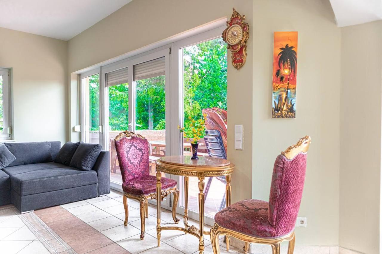 Cozy Room In Amazing House Wenen Buitenkant foto
